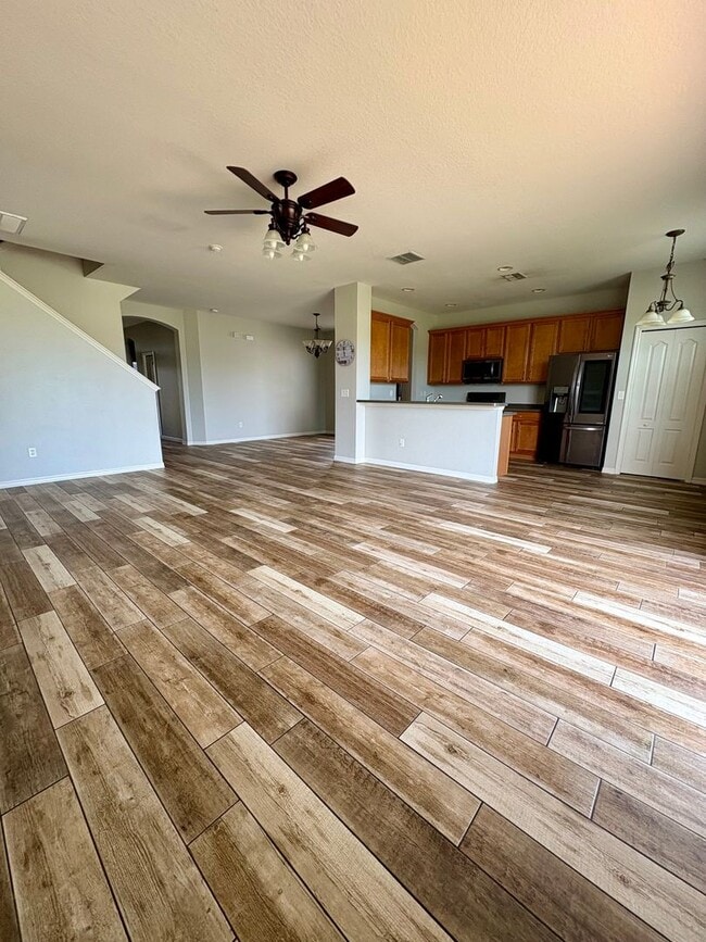Foto del edificio - Beautiful 3 bedroom, 2 bath home in a love...