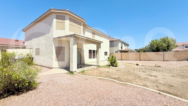 Foto del edificio - 1313 E Beth Dr