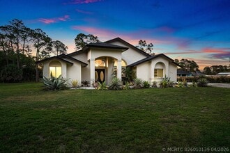 Building Photo - 16105 Temple Blvd
