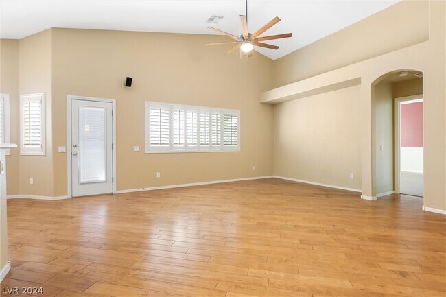Foto del edificio - 916 Bower Basin St