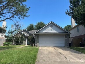 Building Photo - 21018 Royal Villa Dr