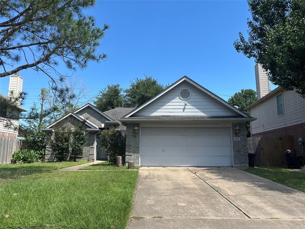 Foto principal - 21018 Royal Villa Dr