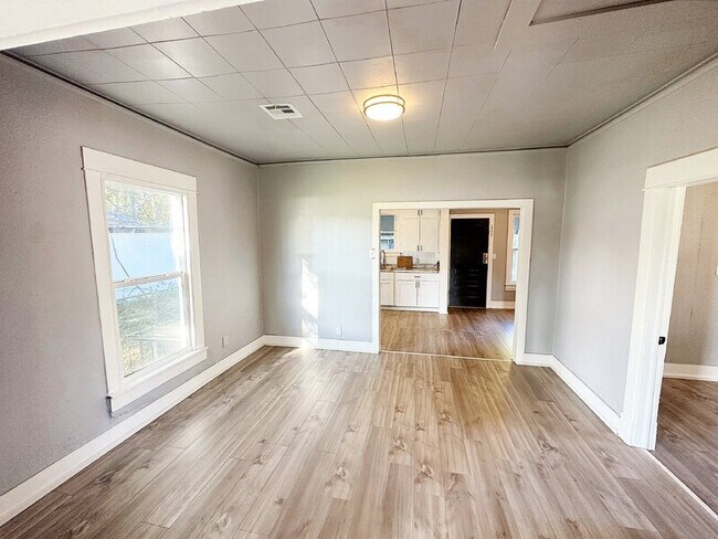 Foto del edificio - 532 S 49th W Ave