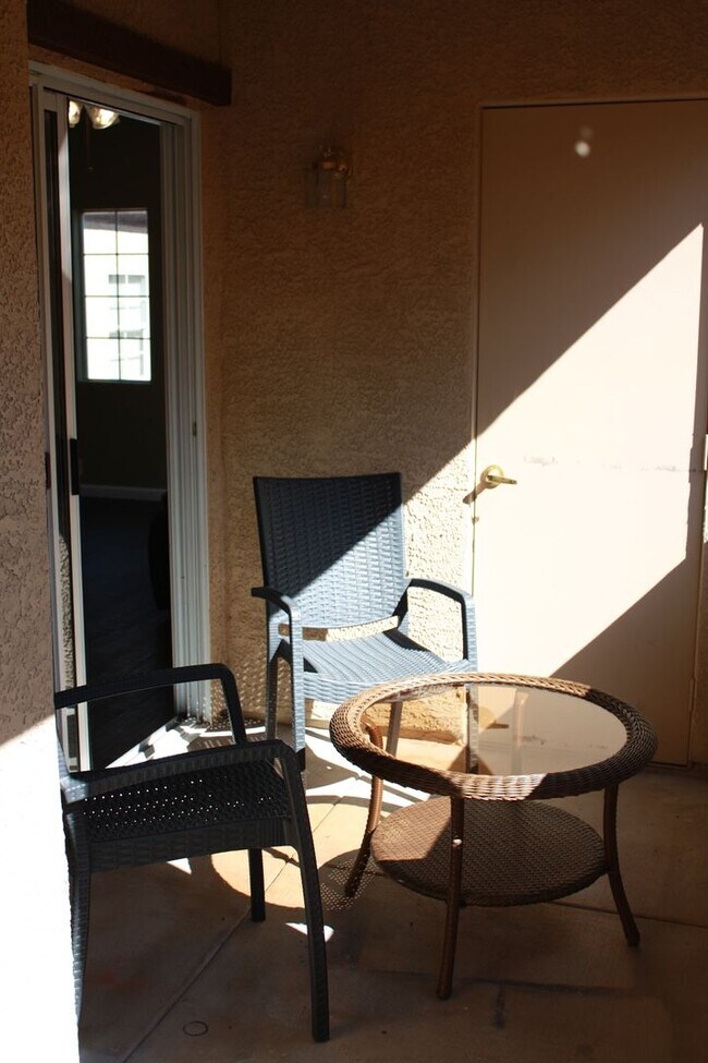 Foto del edificio - 7660 W Eldorado Ln