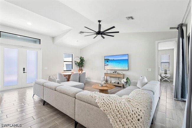 Foto del edificio - 4600 Key Largo Ln