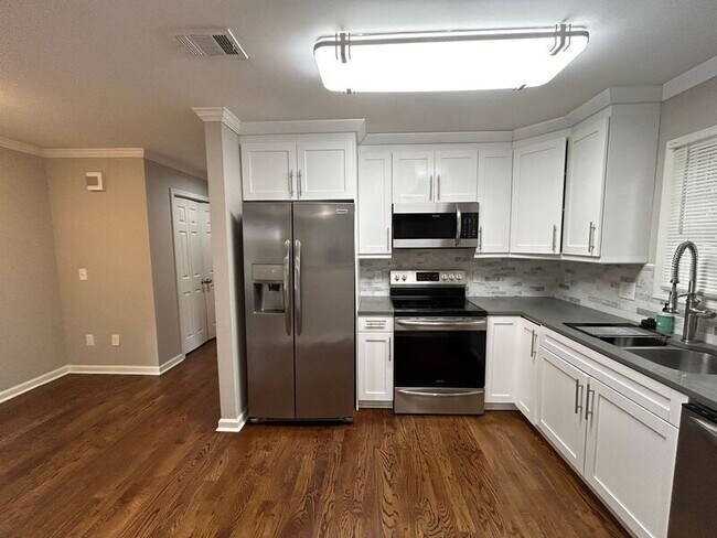 Foto del edificio - 1317 Fairbanks St SW