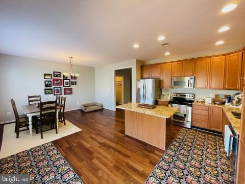 Building Photo - 204 Grassy Ridge Terrace