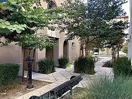 Building Photo - 5218 S Esprit Loop