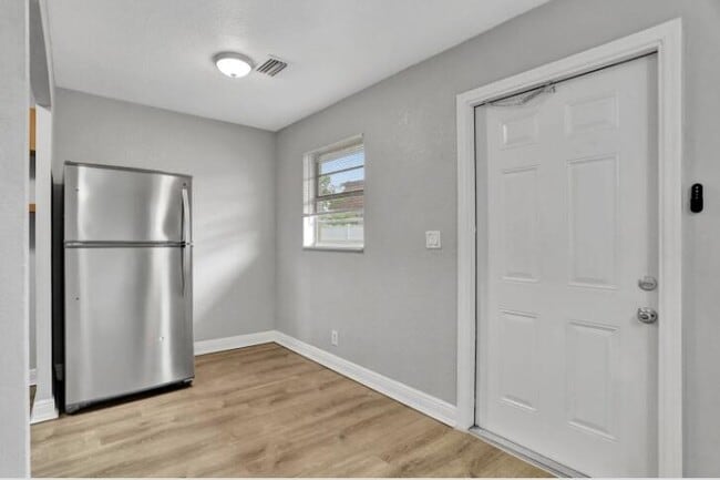 Foto del edificio - 240 SE 9th Ave