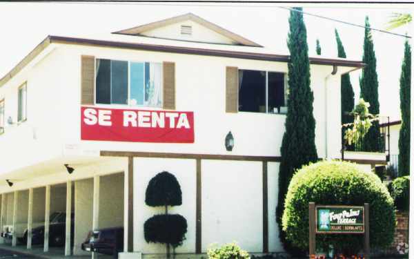 Building Photo - Four Palms Terrace