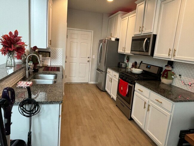 Foto del edificio - Charming 3BR Townhome in Austin