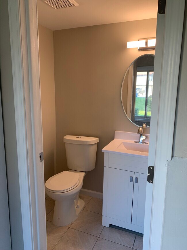 Photo - 7529 Bristol Ln Townhome