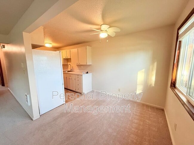 Building Photo - 700 Garrison Terrace