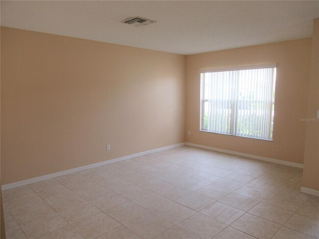 Building Photo - 16908 Sunrise Vista Dr