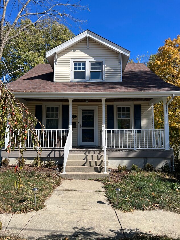 Foto principal - 5642 Glenview Ave