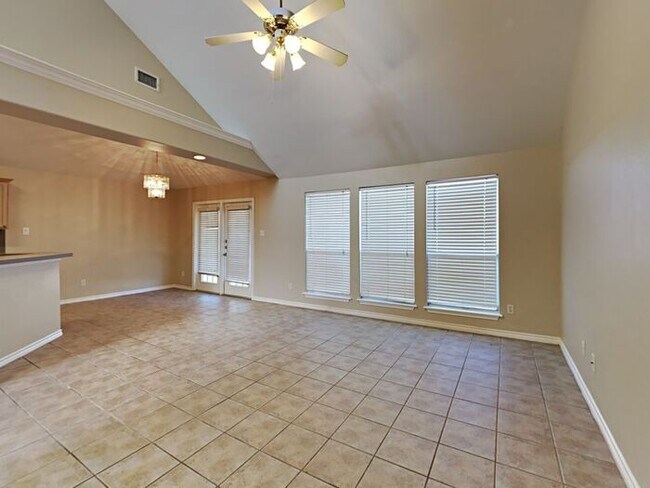 Building Photo - 1ST MONTH FREE WITH 18 MONTH LEASE
