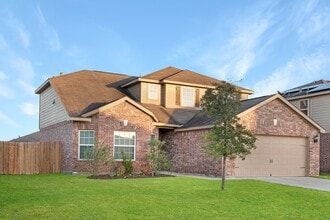Building Photo - 5119 Harbor Palm Dr