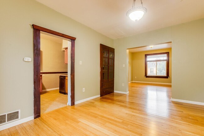 Foto del edificio - 405 Edgemont St