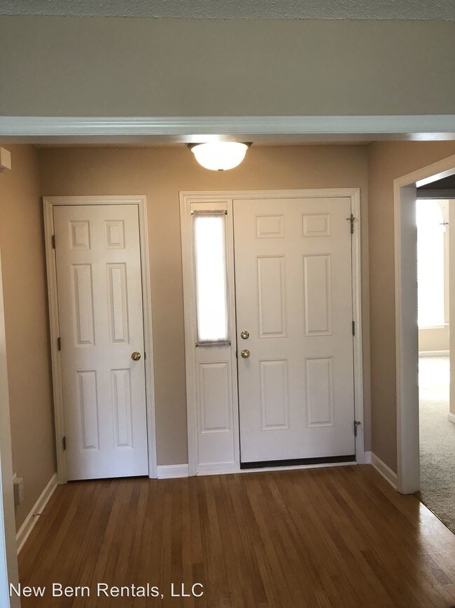 Foto del edificio - 111 Els Ln