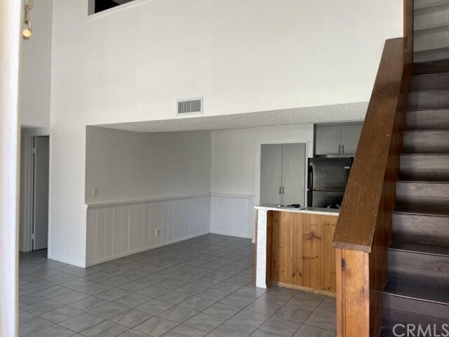 Foto del edificio - 1500 W Edgehill Rd