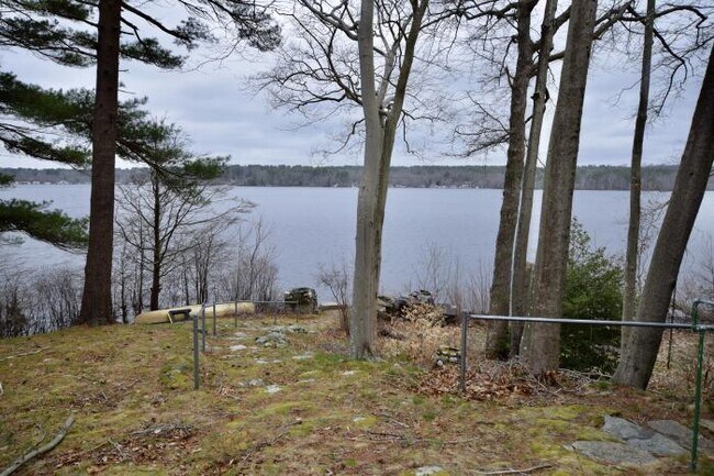 Building Photo - 3 bedroom in Lakeville MA 02347