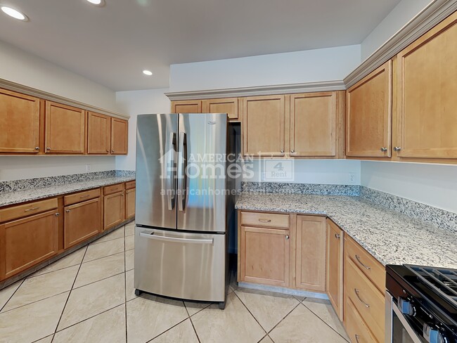 Building Photo - 10483 E Rita Ranch Crossing Circle