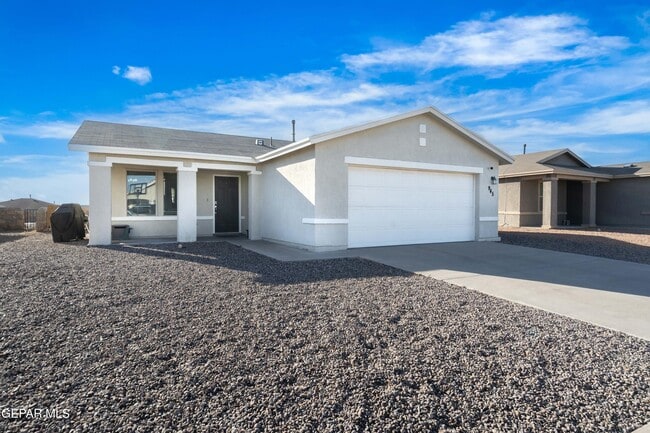 Building Photo - 945 Villa Seca Dr