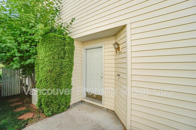 Building Photo - 11715 NE 31st St