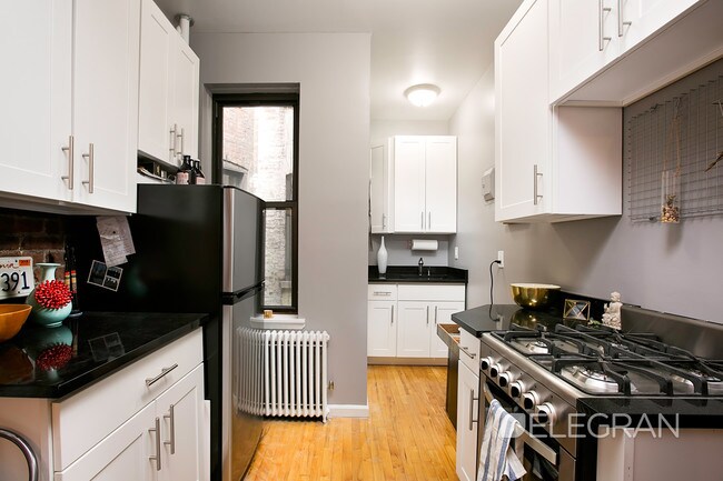 Foto del edificio - 250 W 20th St