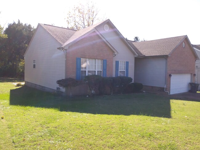 Foto del edificio - 1666 Eagle Trace Dr