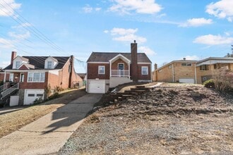 Building Photo - 1719 Maine Ave