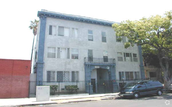 Foto del edificio - Westlake Apartments