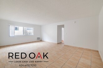 Building Photo - 8828 Memory Park Ave Building Photo - 8828 Memory Park Ave