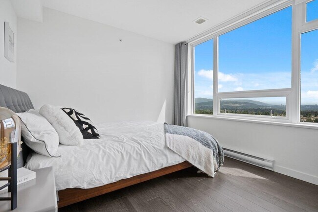 Photo du bâtiment - 5470 Ormidale St