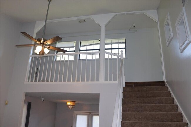 Building Photo - 3807 Hunting Creek Rd