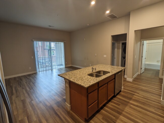 Foto del edificio - 14341 E Tennessee Ave