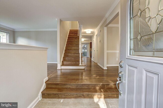 Building Photo - 12014 Montrose Village Terrace
