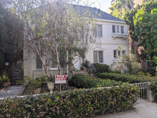 Photo - 451 N Oakhurst Dr Apartment