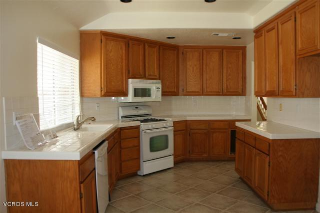 Building Photo - 350 Ocho Rios Way