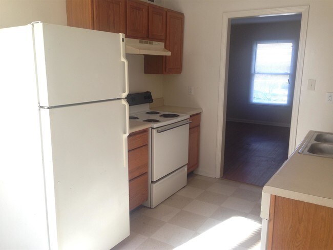 Foto del edificio - 1437 Landis Ave