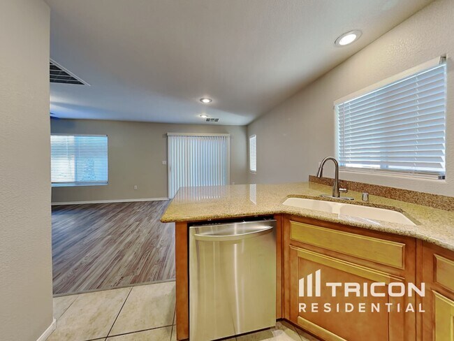 Building Photo - 10827 Hawthorne Berry Street Las Vegas NV