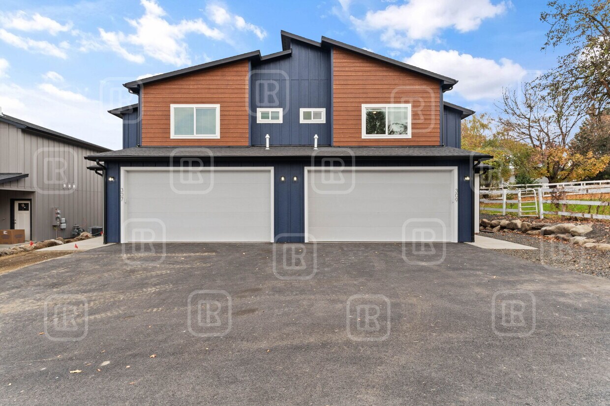 Primary Photo - 309 S Grady Rd