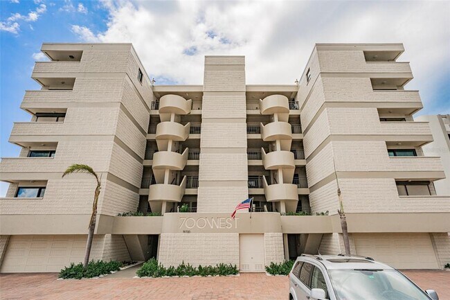 Foto del edificio - 19700 Gulf Blvd