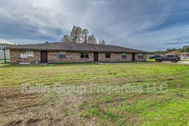 Foto del edificio - 860 Fox Lake Dr