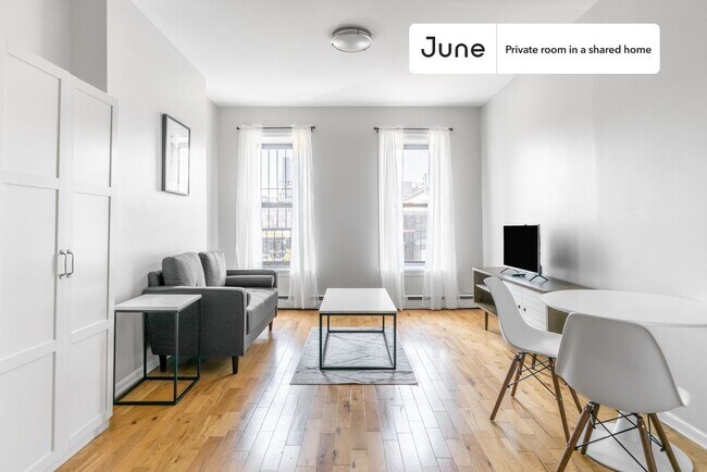 Foto del edificio - Room in Shared 2 bed/1 bath home