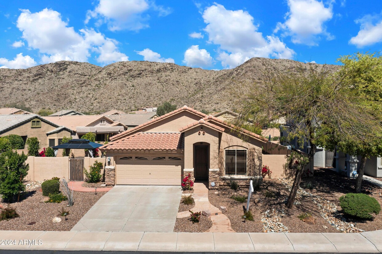 Primary Photo - 3010 W Glenhaven Dr