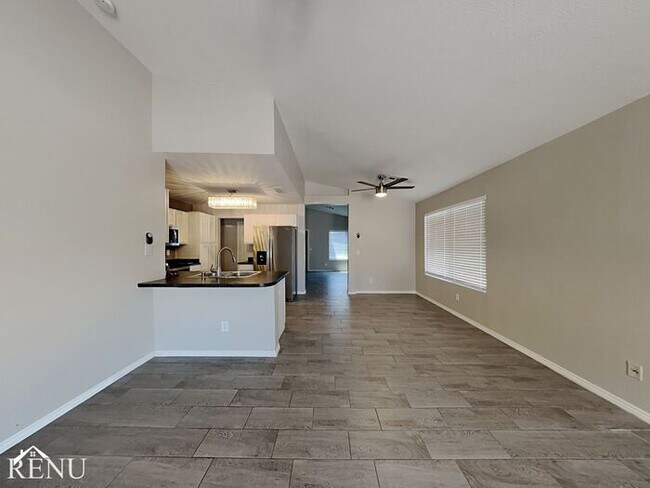 Foto del edificio - 4715 N 85th Ave