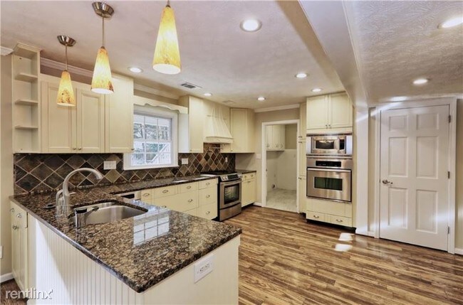 Building Photo - 1 br, 1 bath House - 415 Saddle Creek Circle