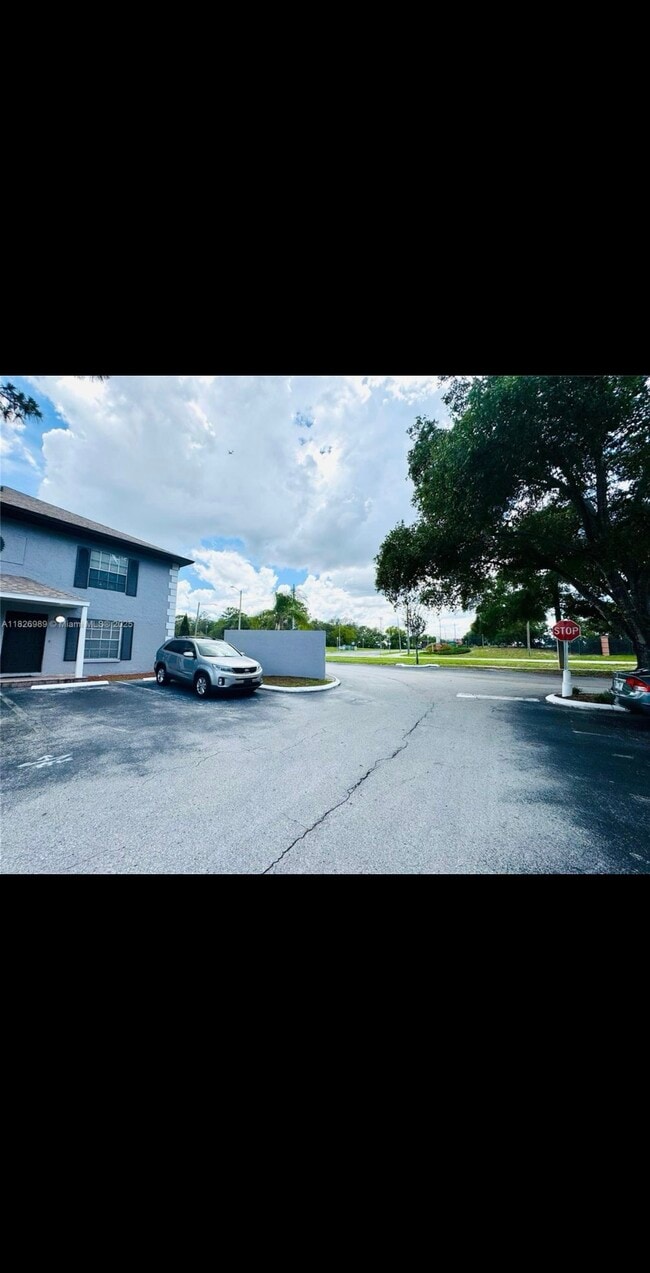 Building Photo - 5238 Sunridge Palms Dr