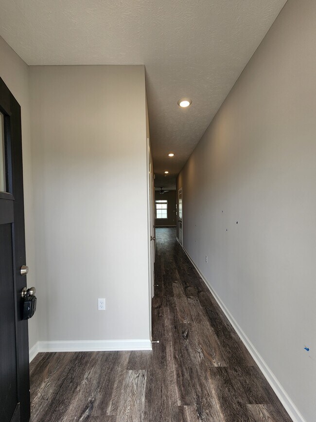 Foto del edificio - 4331 Spyglass Dr